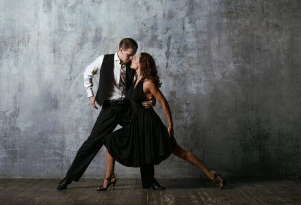 Renter og aksjer i tango